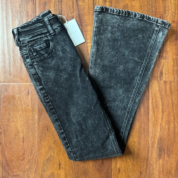 NWT Kancan Black High Waist Flare Jeans 24 - Picture 3 of 10